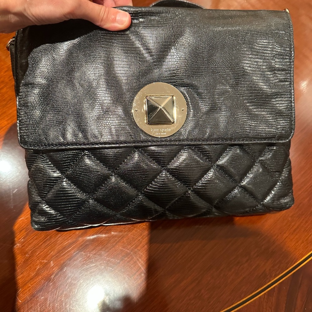 Rare lizard embossed EUC Kate Spade quilted crossbody bag - Picture 3 of 8